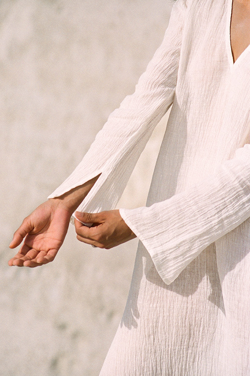 Linen crinkle midi dress - long sleeves with sleeve slits