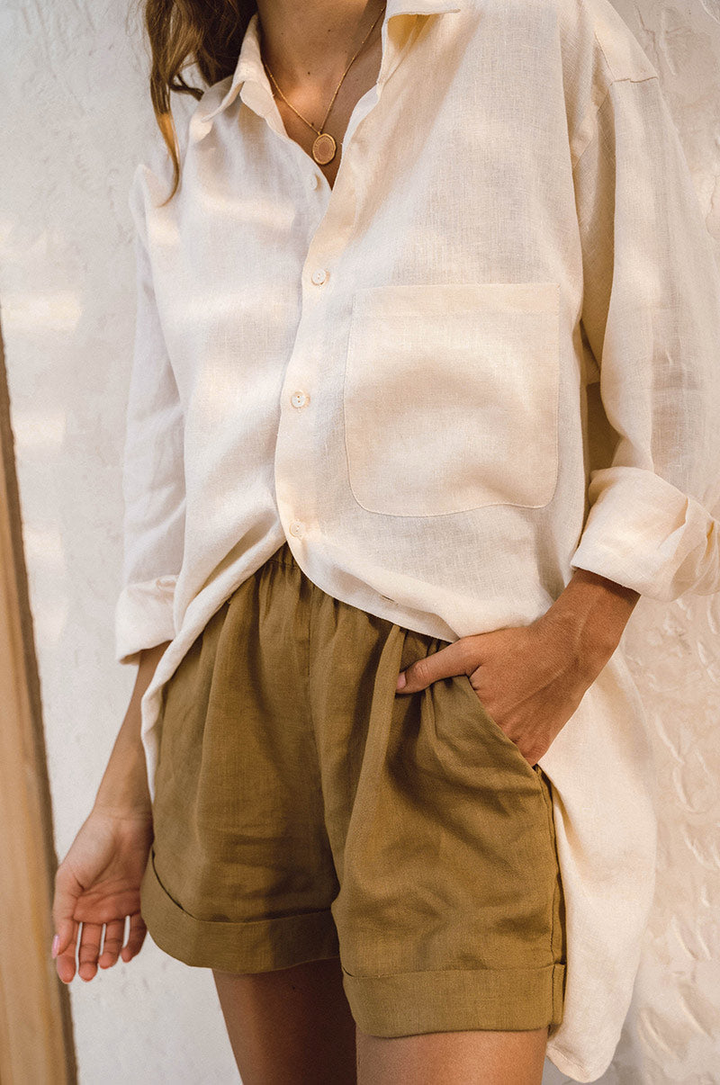 Essential summer dress - seashell buttons