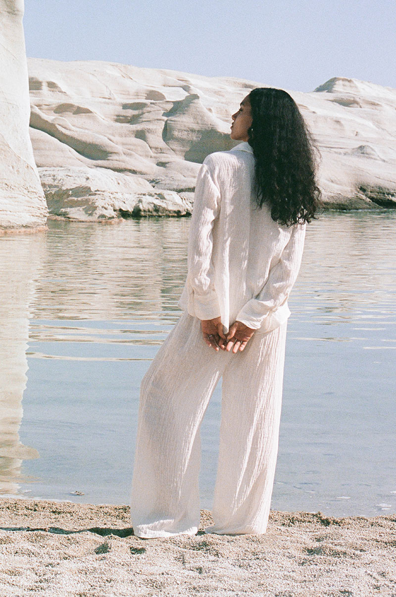 Mid-rise loose-fitted wide-leg pants - elastic waistband