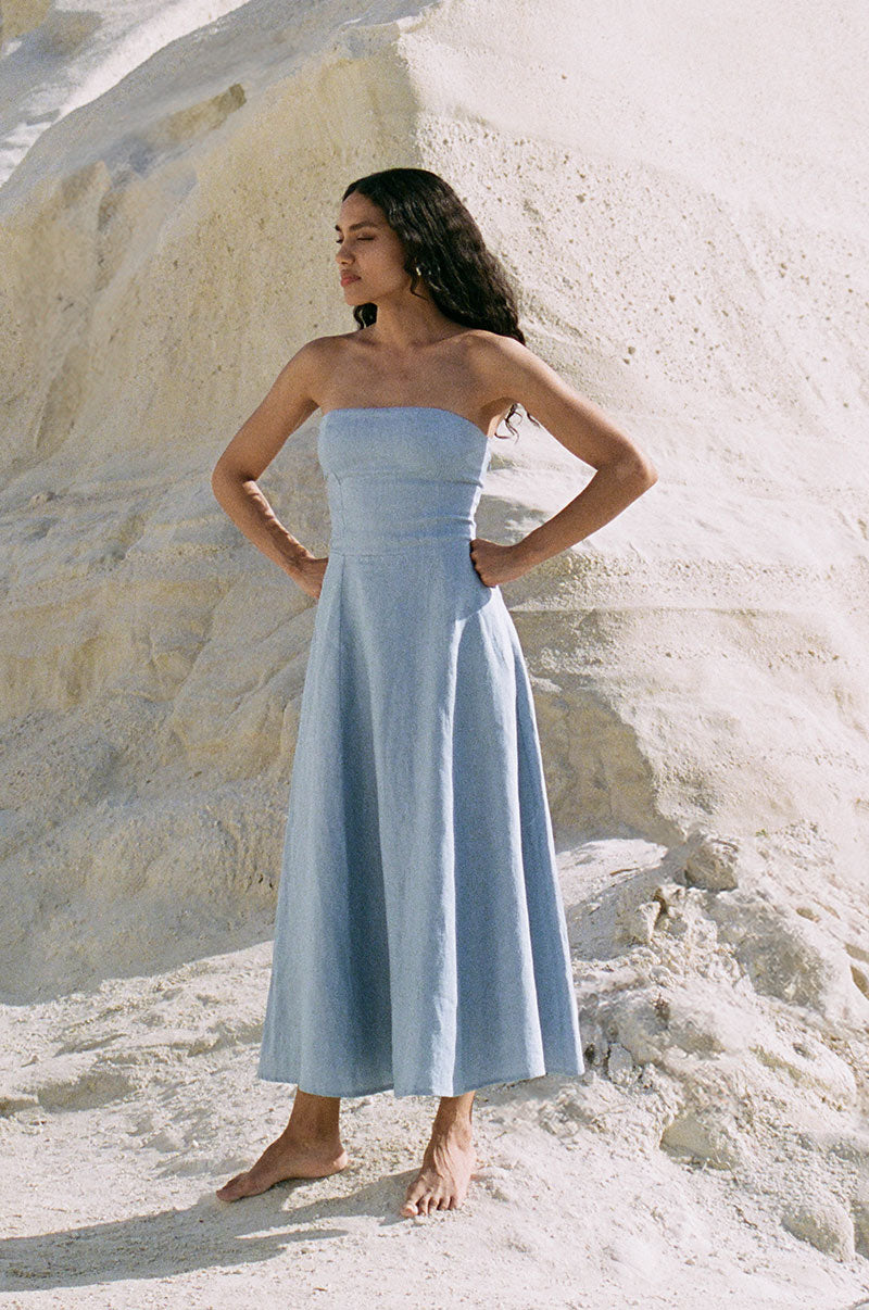 Timeless design - light blue tapered waist midi dress