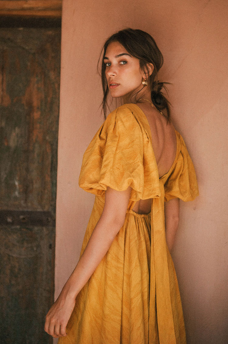 V-neck marigold DAYDREAM Midi Dress